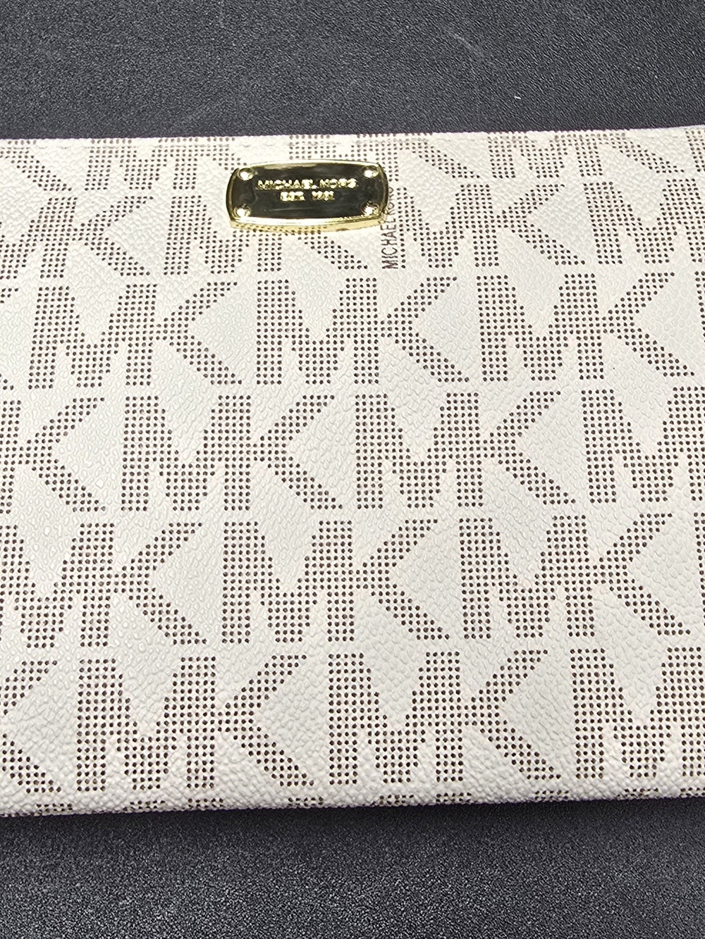 Michael Kors Beige Logo Belt Bag - Picture 2 of 12